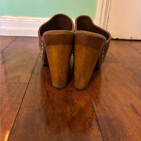 UGG Women's Perforated Suede Brown Mules - Picture 4 of 6